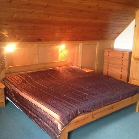 Gerti Haus Buk