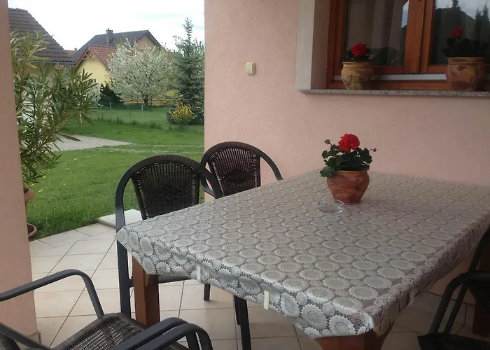 Gerti Haus 公寓 Bük